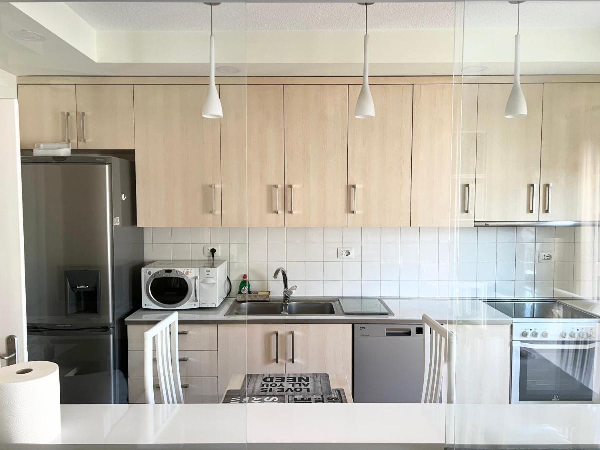 Rolling Apartment Tirana - Near Blloku Экстерьер фото